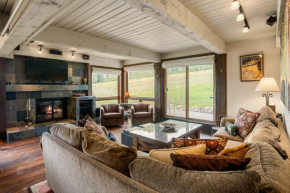 Enclave 101, Snowmass Ski-In Ski-Out Condo with Shared Pool & Hot Tub